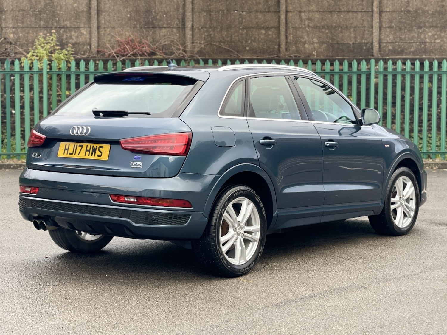 Used Audi Q3 2017 for sale - 76741389: Photo 4