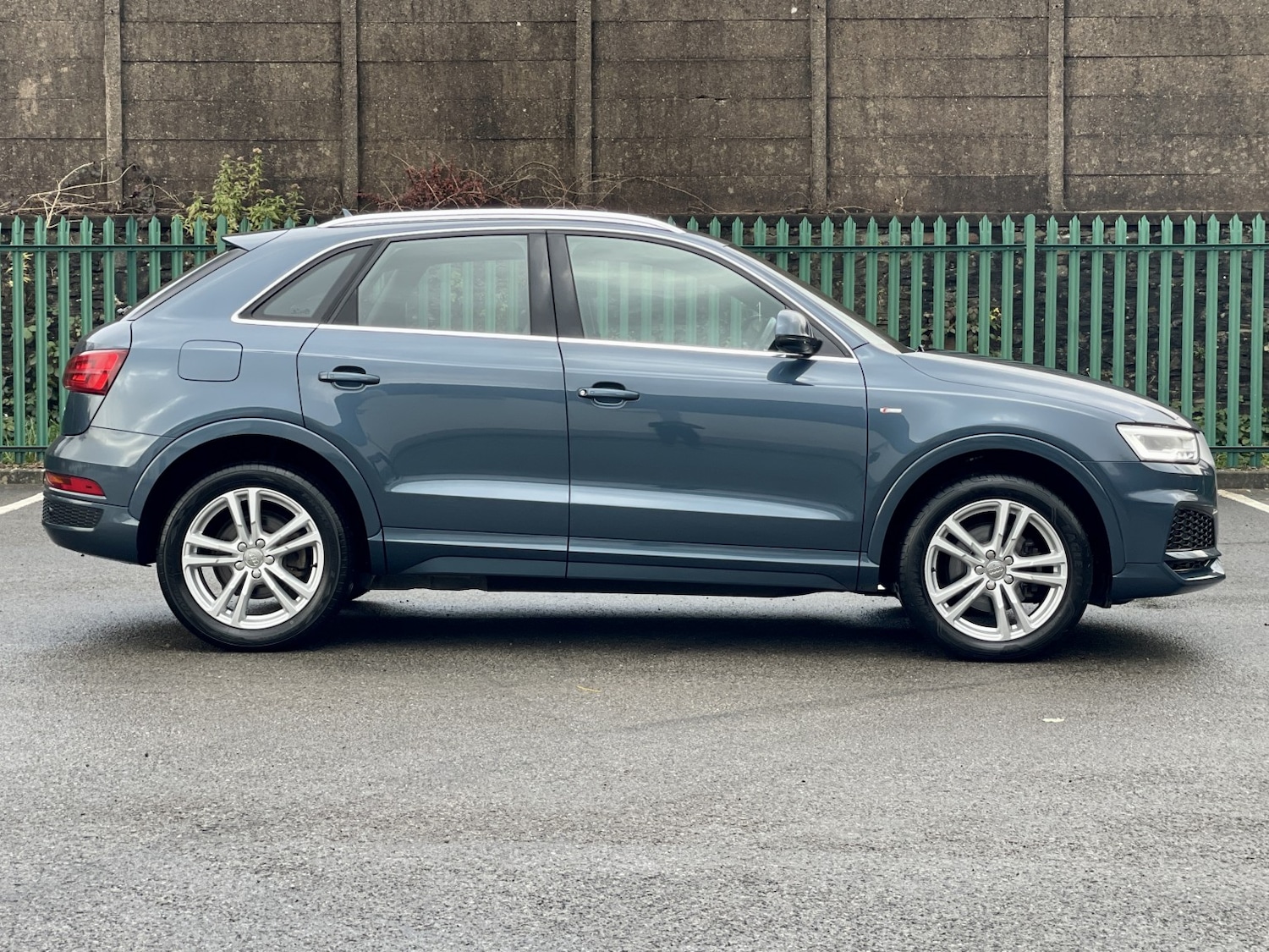 Used Audi Q3 2017 for sale - 76741389: Photo 8