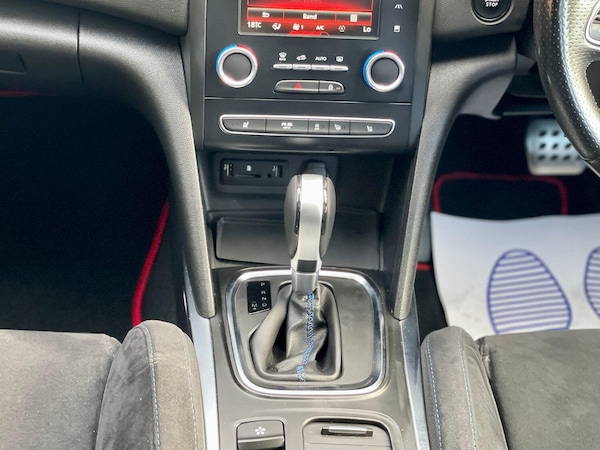 Used Renault Megane 2018 for sale - 76324822: Photo 25