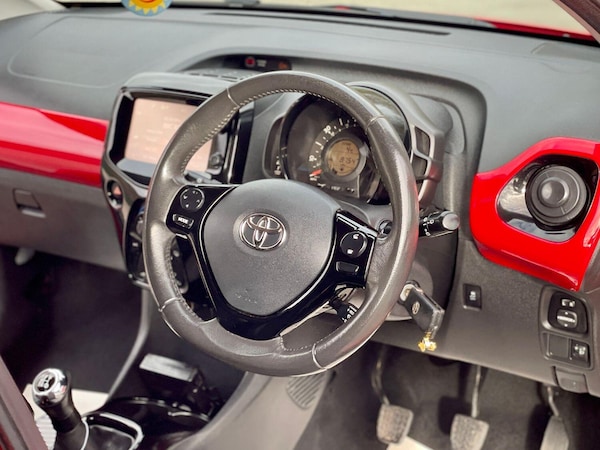 Used Toyota AYGO 2014 for sale - 75497249: Photo 15
