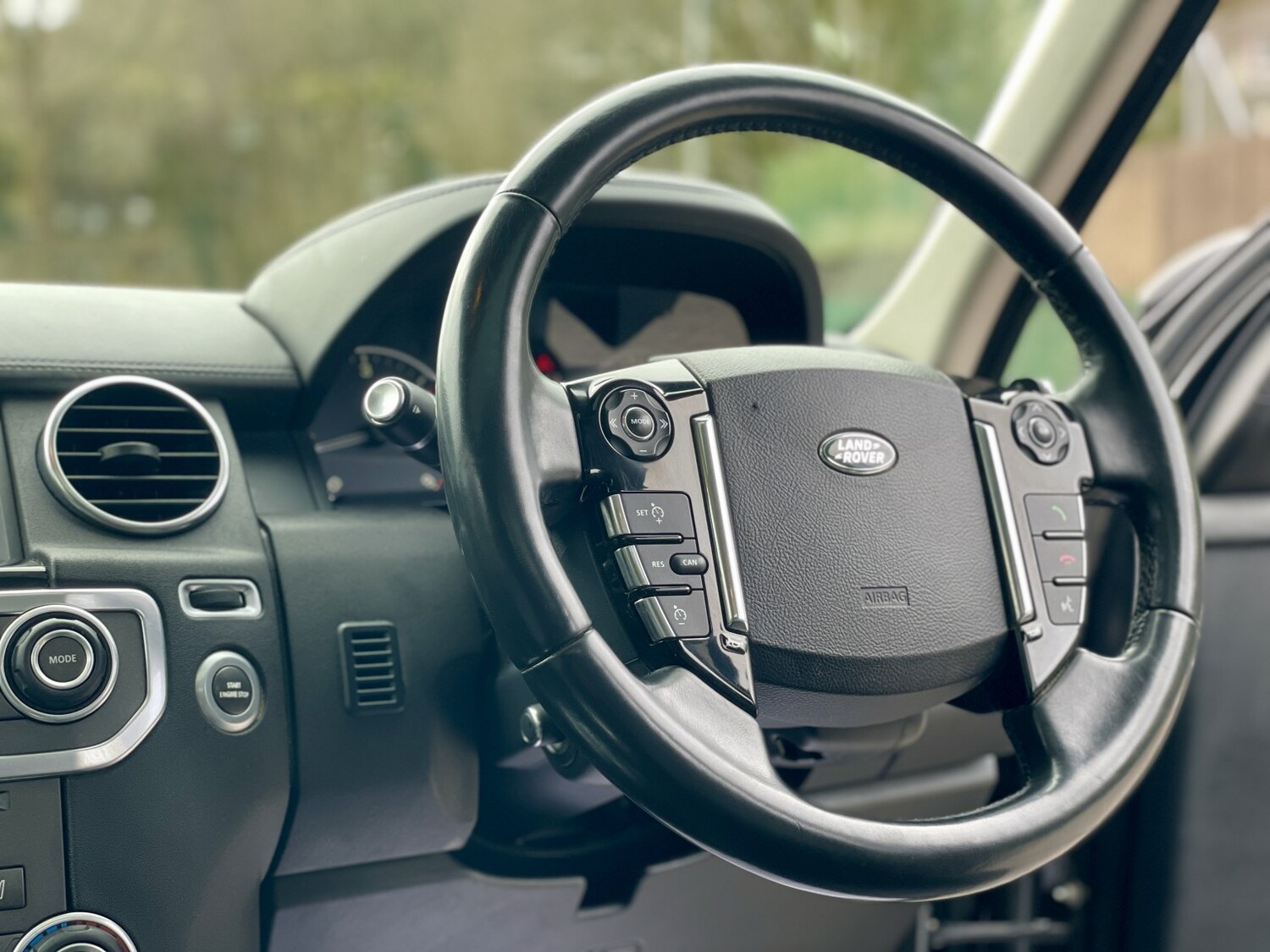 Used Land Rover Discovery 2016 for sale - 77792884: Photo 17