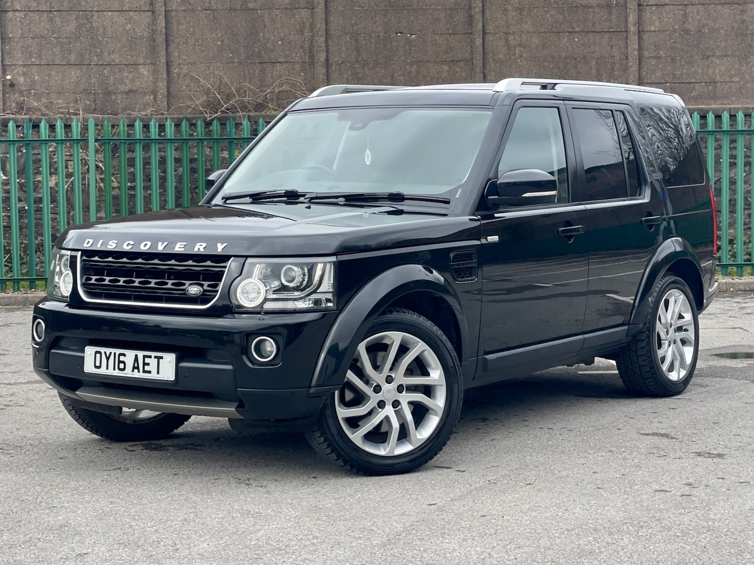 Used Land Rover Discovery 2016 for sale - 77792884: Photo 3