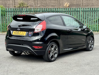 Used Ford Fiesta 2016 for sale - 79335633: Photo