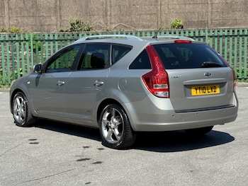 Used Kia Ceed 2010 for sale - 79156647: Photo