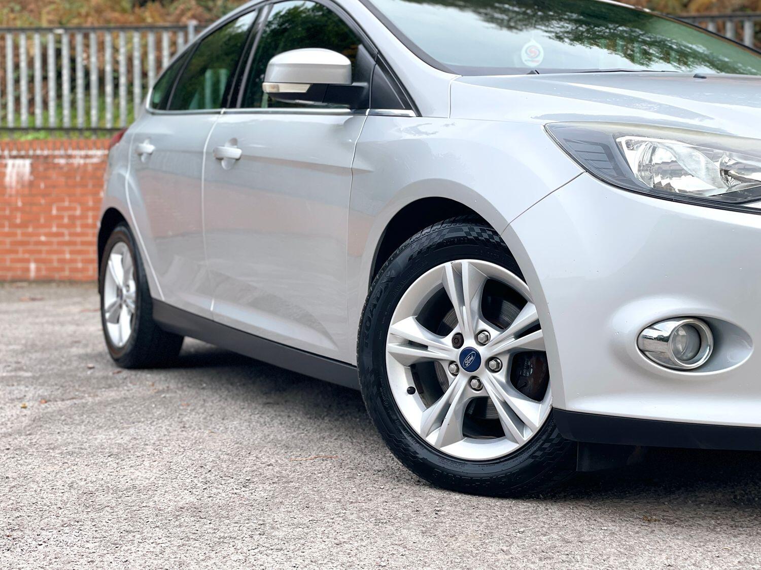 Used Ford Focus 2011 for sale - 76149267: Photo 11