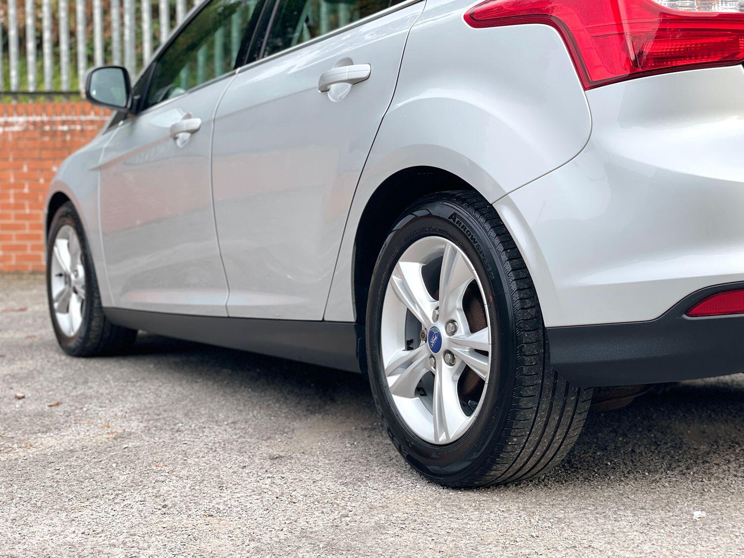 Used Ford Focus 2011 for sale - 76149267: Photo 12