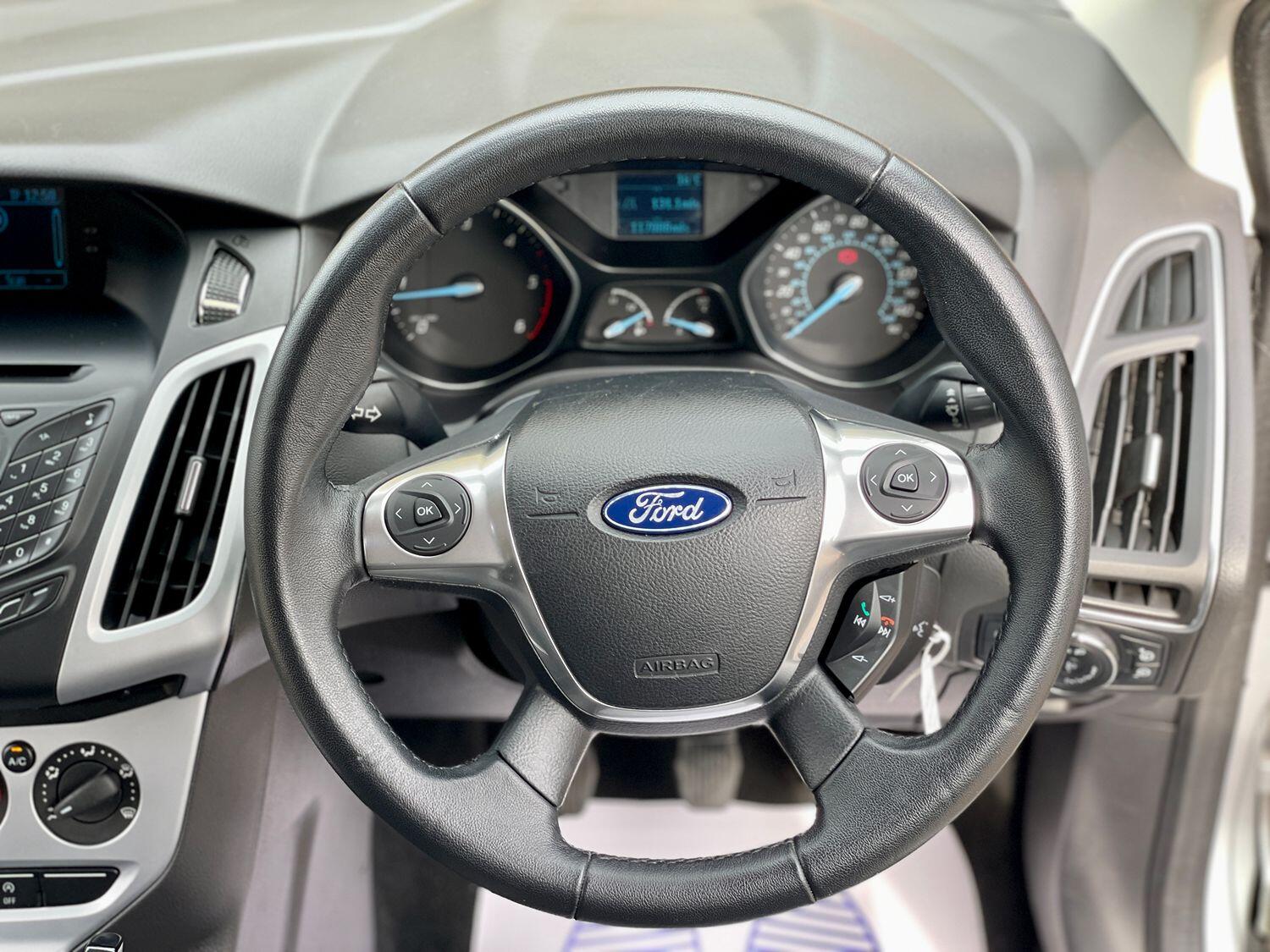 Used Ford Focus 2011 for sale - 76149267: Photo 15