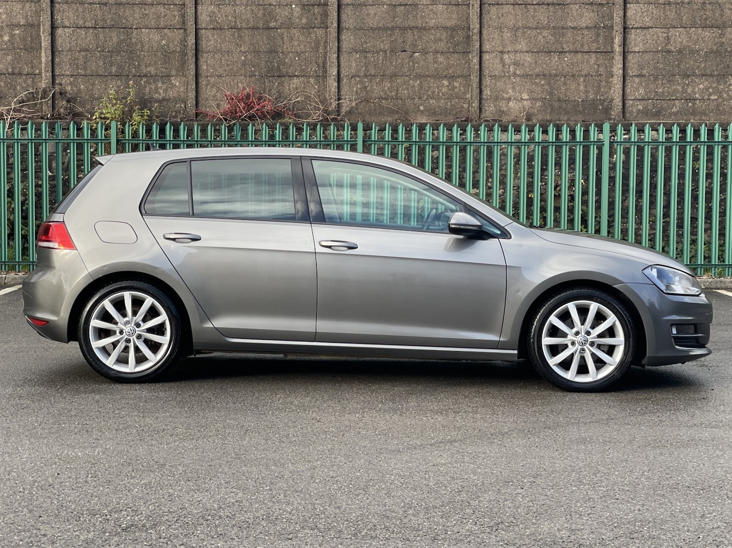 Used Volkswagen Golf 2016 for sale - 76799260: Photo 8