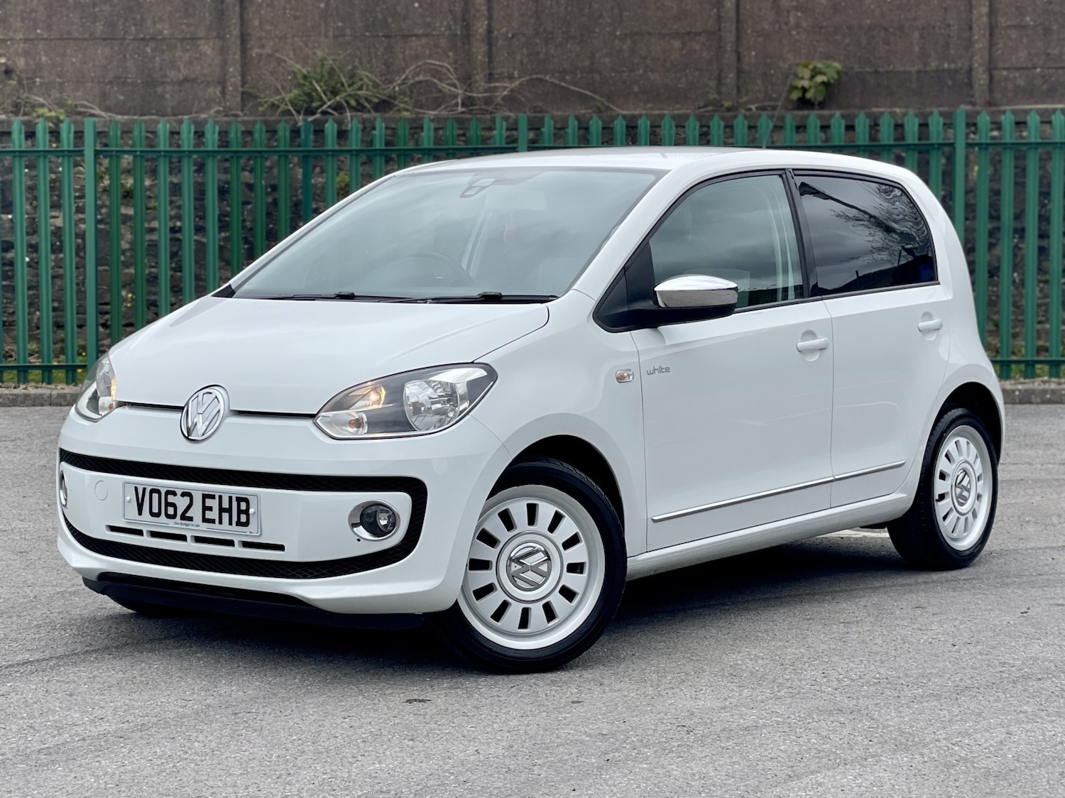 Used Volkswagen up! 2012 for sale - 78201938: Photo 3