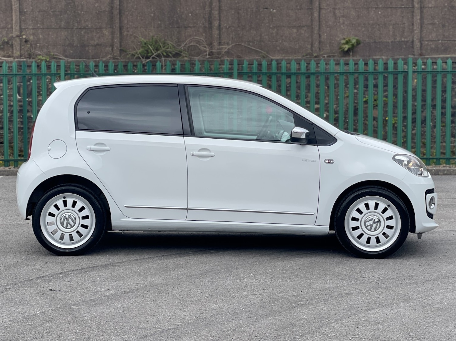 Used Volkswagen up! 2012 for sale - 78201938: Photo 8