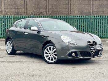 Used Alfa Romeo Giulietta 2015 for sale - 77342579: Photo