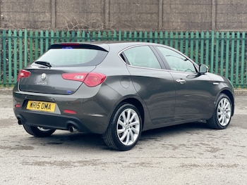 Used Alfa Romeo Giulietta 2015 for sale - 77342579: Photo