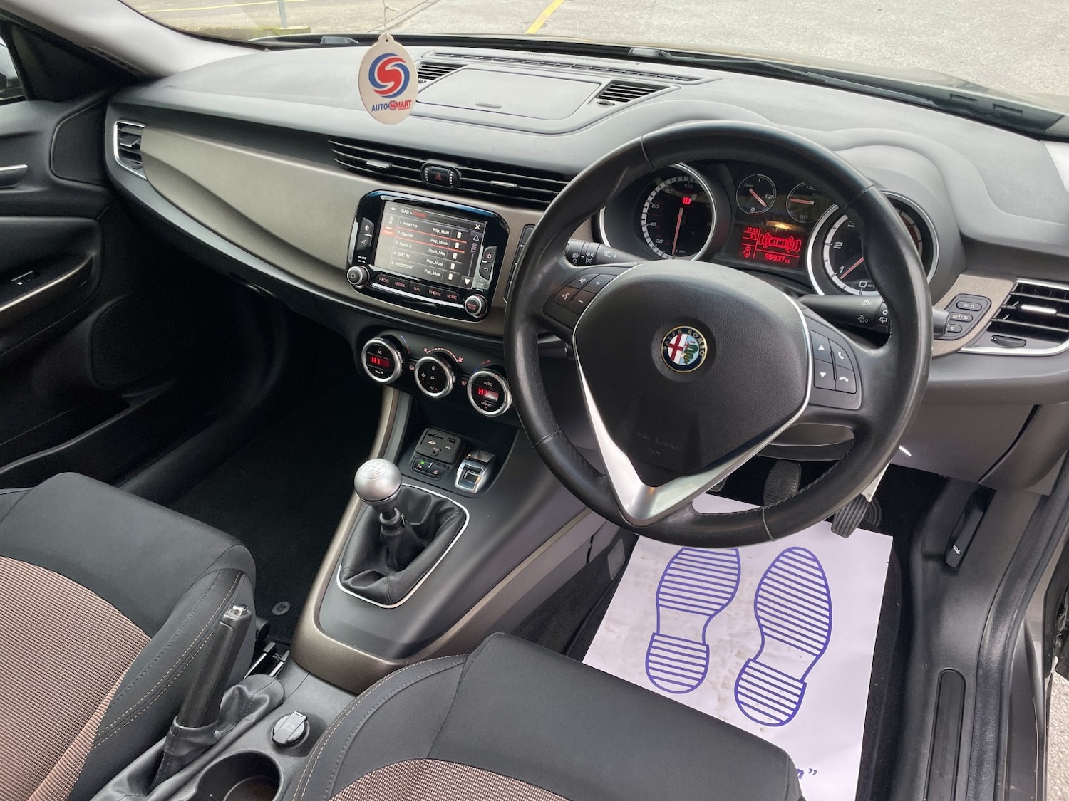 Used Alfa Romeo Giulietta 2015 for sale - 77342579: Photo 5