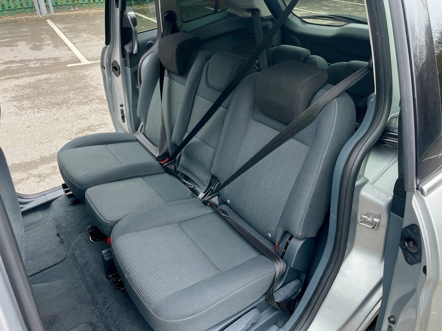 Used Ford Grand C-Max 2011 for sale - 77342625: Photo 13