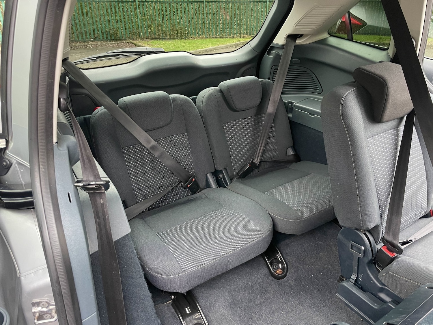 Used Ford Grand C-Max 2011 for sale - 77342625: Photo 22