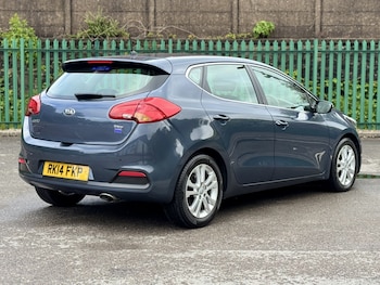 Used Kia Ceed 2014 for sale - 78782398: Photo