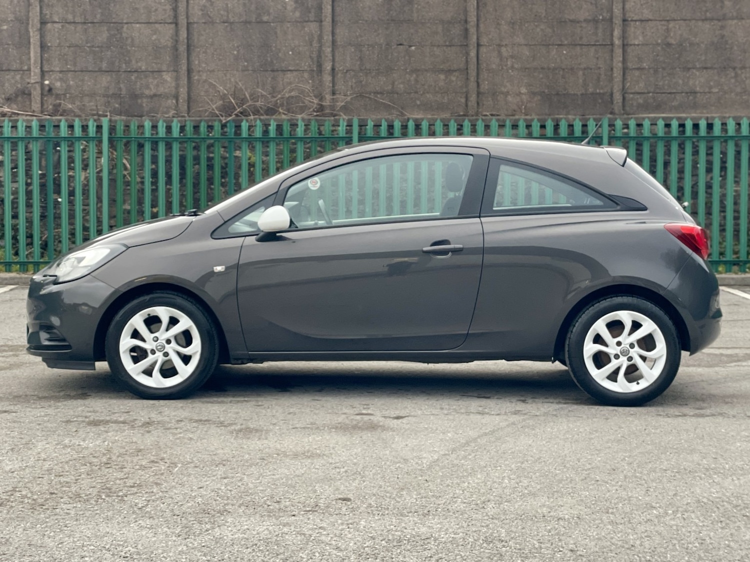 Used Vauxhall Corsa 2015 for sale - 77766338: Photo 10