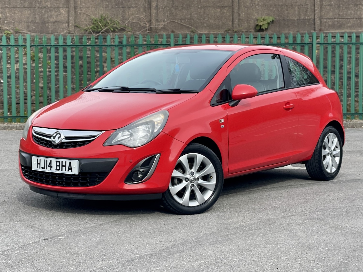 Used Vauxhall Corsa 2014 for sale - 78183017: Photo 3