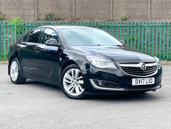 Vauxhall - Insignia