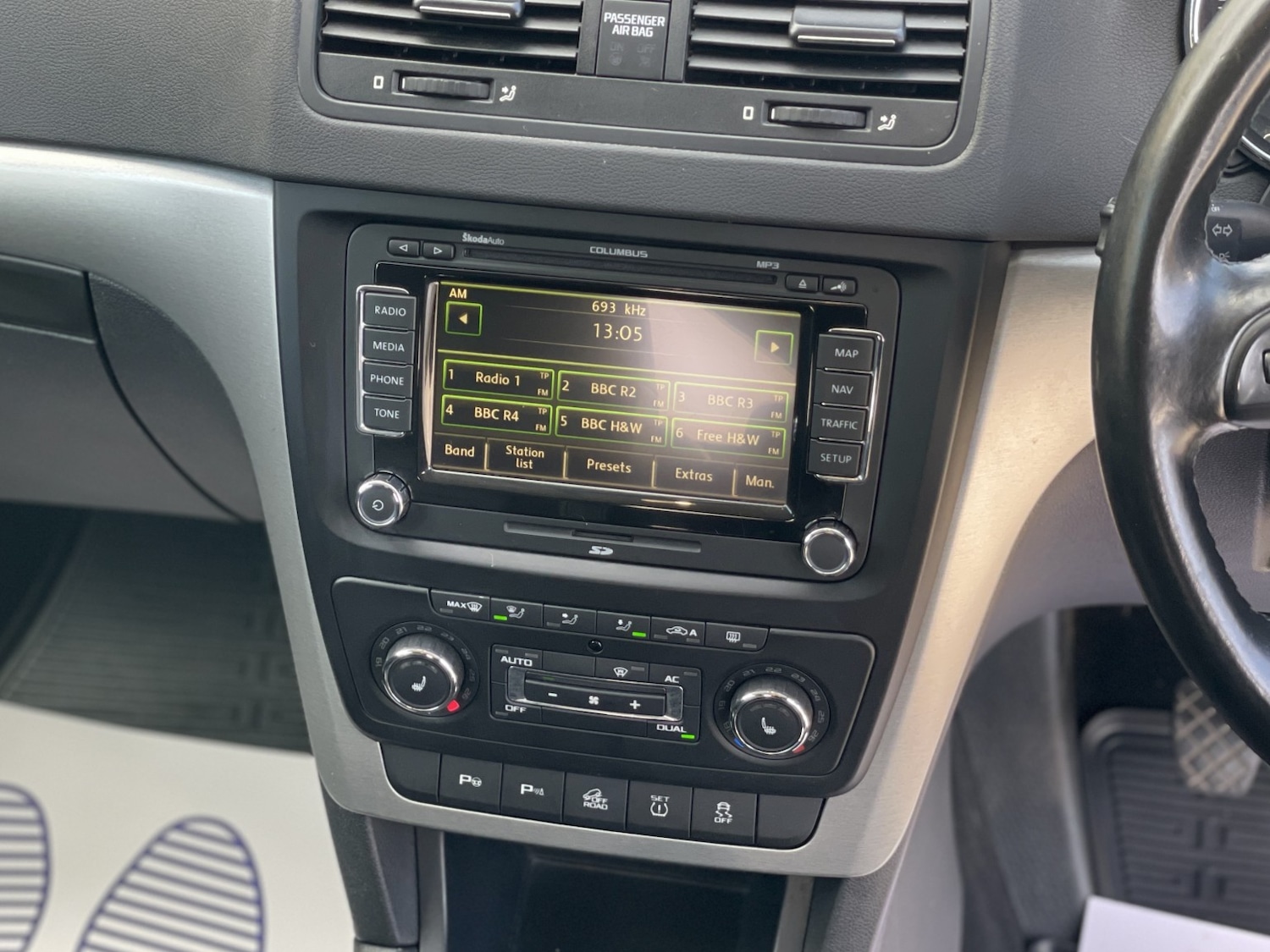 Used Skoda Yeti 2011 for sale - 77836823: Photo 12