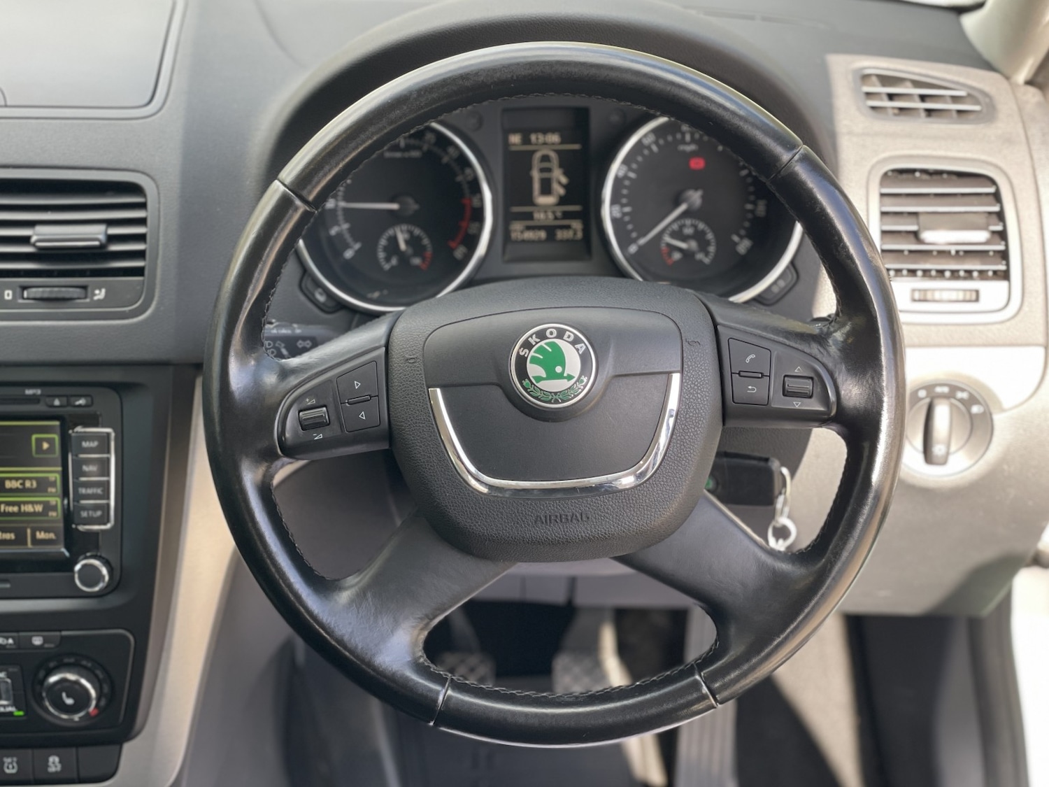 Used Skoda Yeti 2011 for sale - 77836823: Photo 13