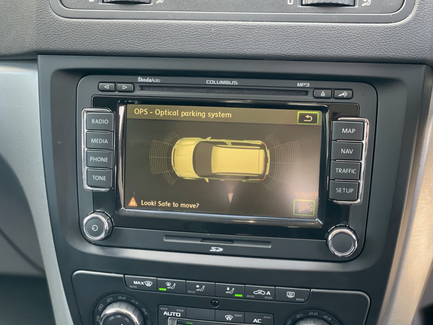 Used Skoda Yeti 2011 for sale - 77836823: Photo 28