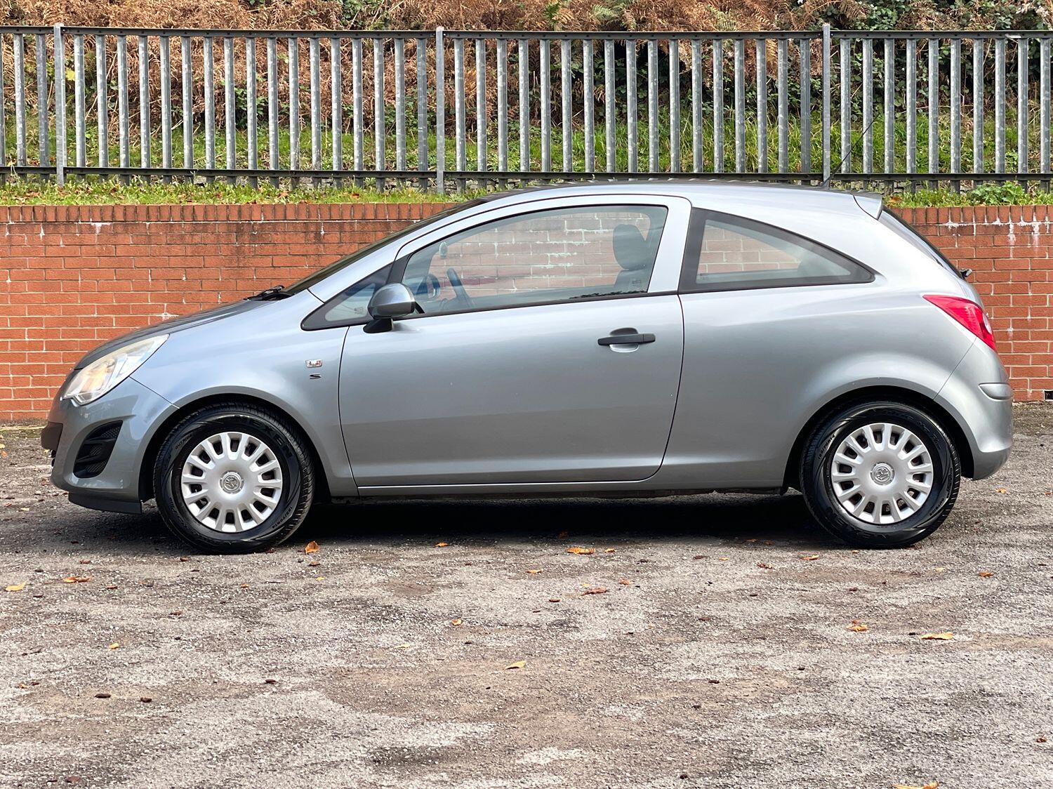 Used Vauxhall Corsa 2012 for sale - 76211782: Photo 10