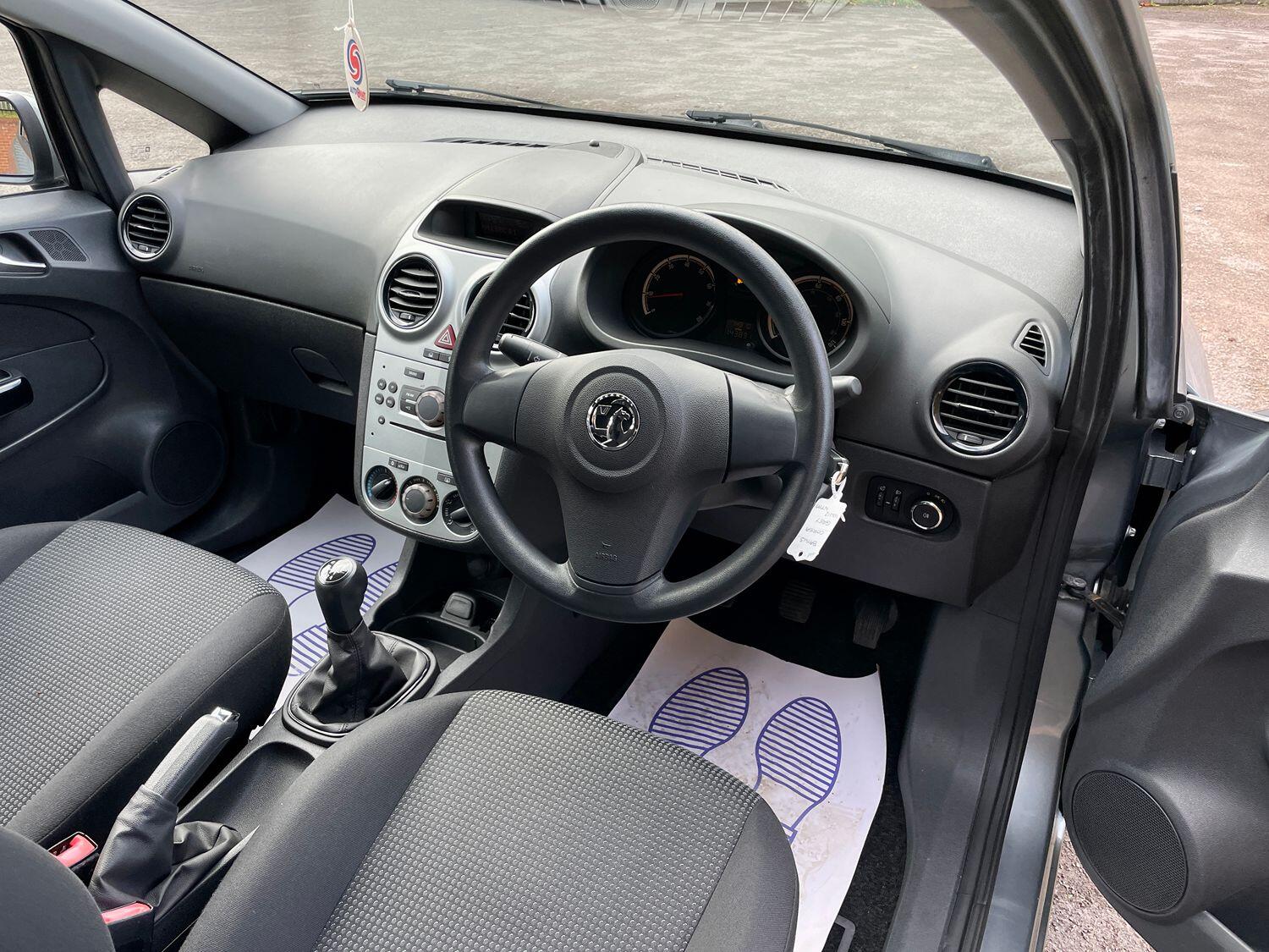 Used Vauxhall Corsa 2012 for sale - 76211782: Photo 5