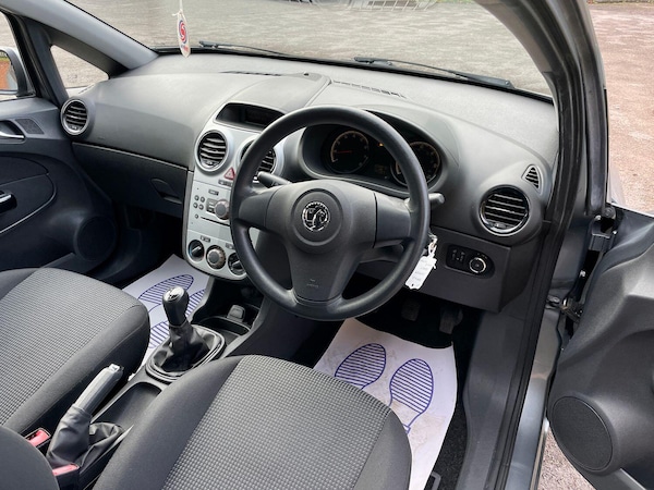 Used Vauxhall Corsa 2012 for sale - 76211782: Photo 5