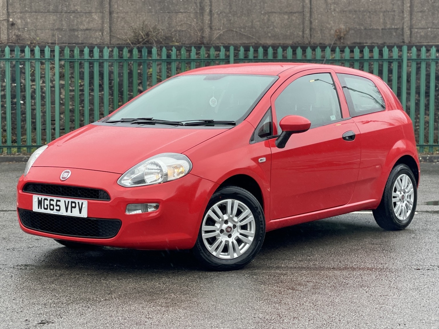 Used Fiat Punto 2015 for sale - 78045623: Photo 3