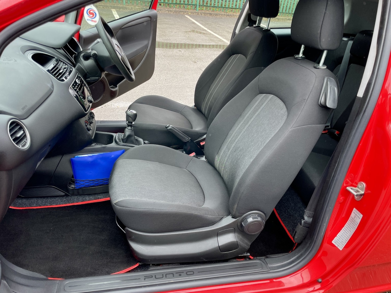 Used Fiat Punto 2015 for sale - 78045623: Photo 6