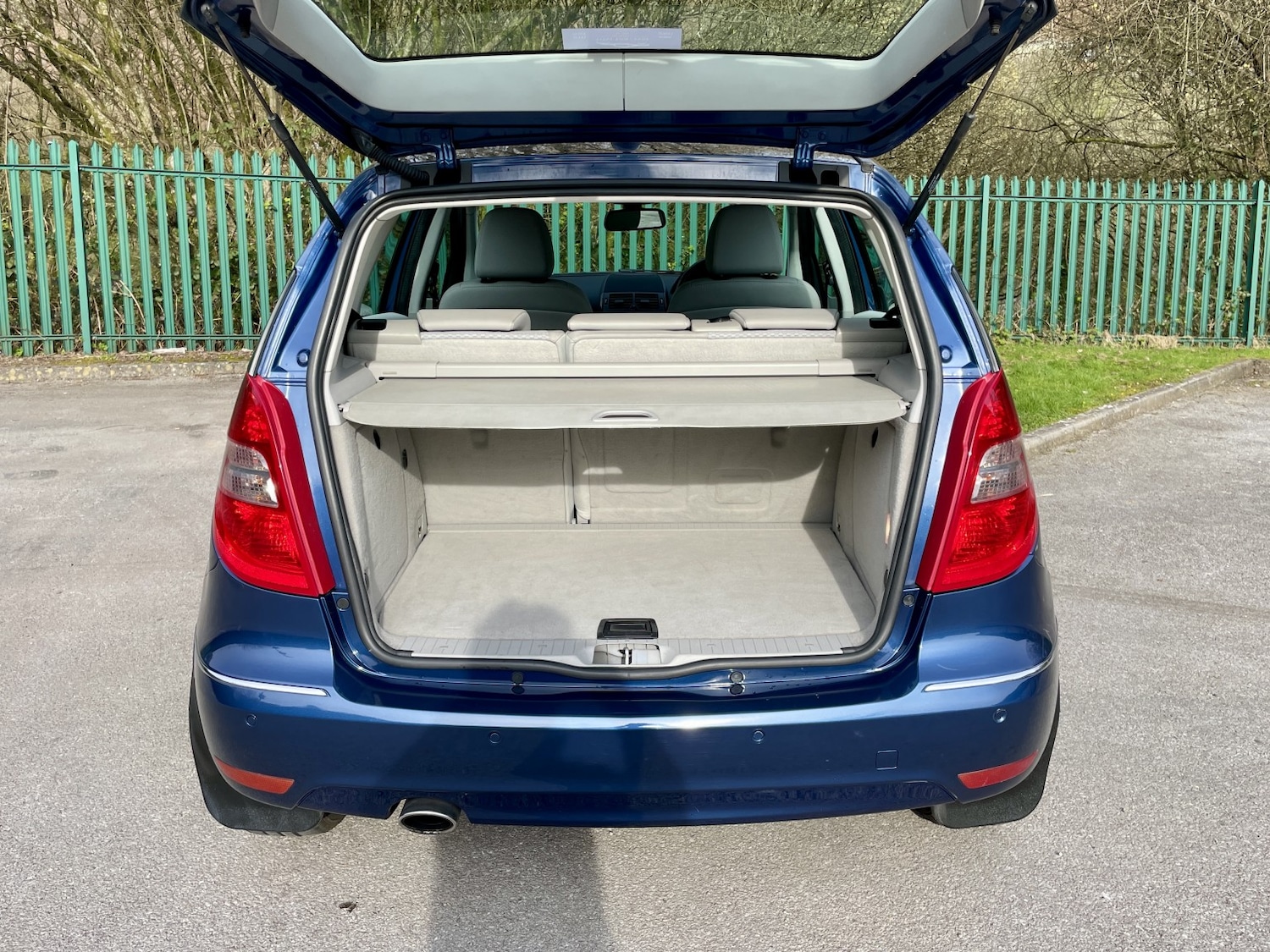 Used Mercedes-Benz A-Class 2010 for sale - 77991791: Photo 25