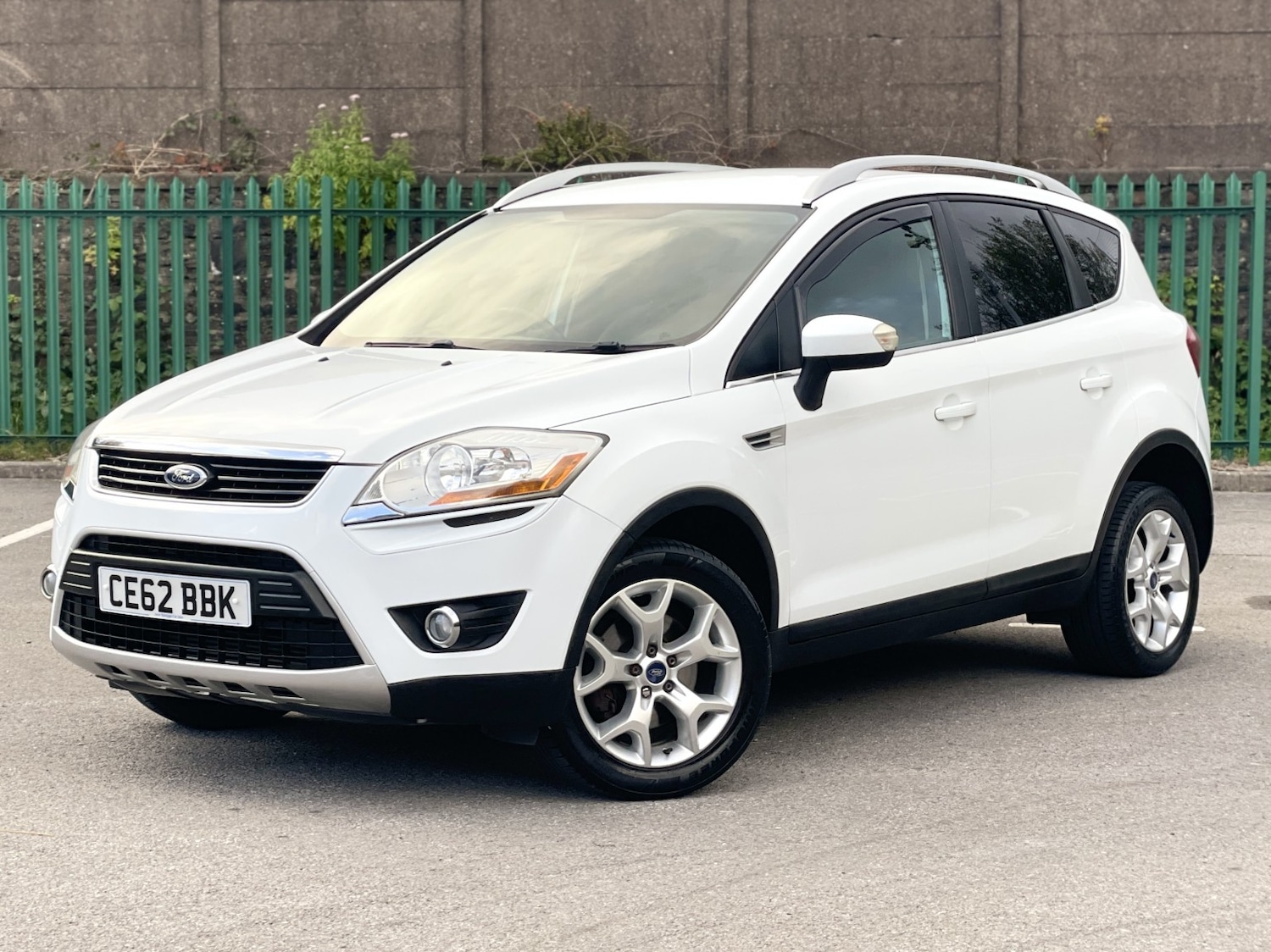 Used Ford Kuga 2012 for sale - 76725600: Photo 3