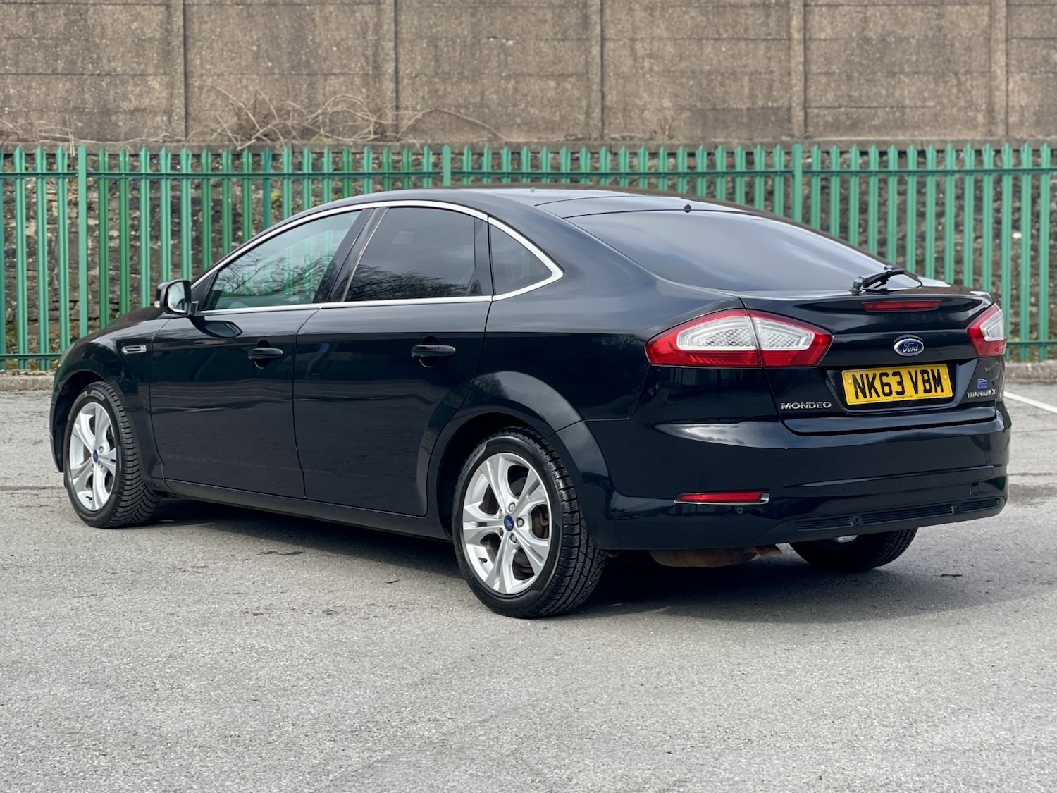 Used Ford Mondeo 2013 for sale - 77837029: Photo 2