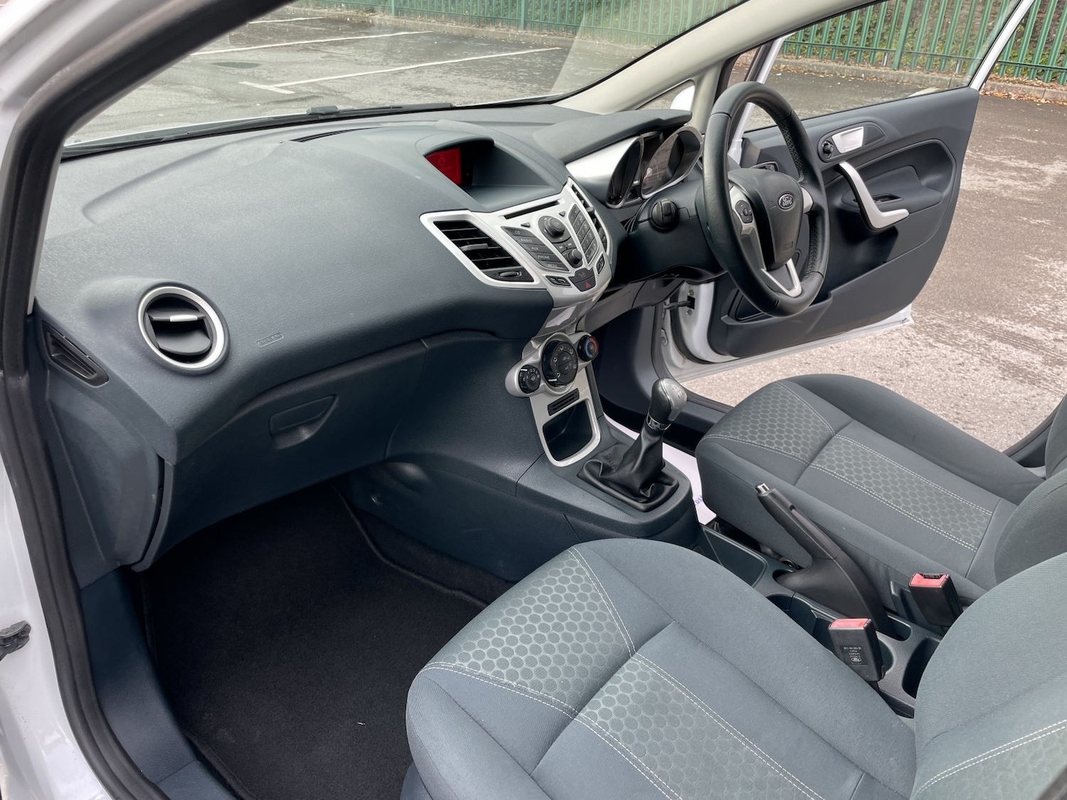 Used Ford Fiesta 2012 for sale - 76687117: Photo 6