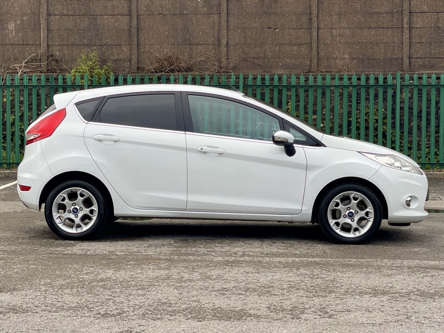 Used Ford Fiesta 2012 for sale - 76687117: Photo 9