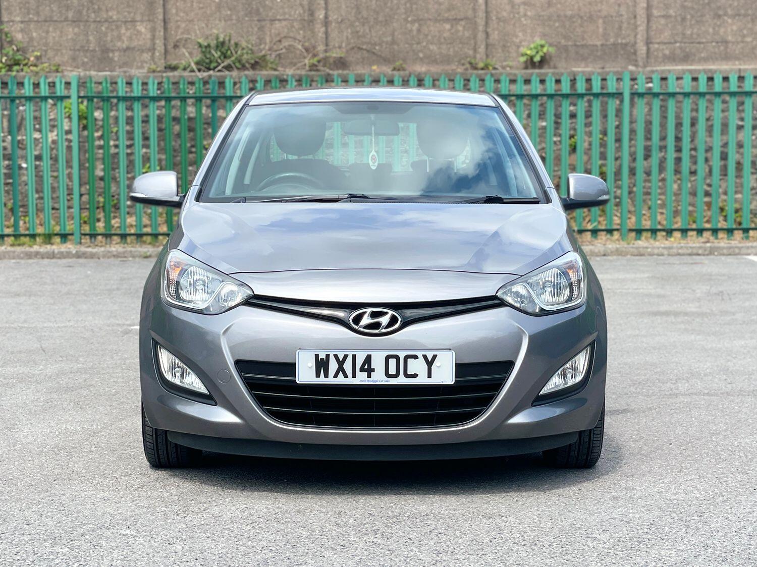 Used Hyundai i20 2014 for sale - 76793940: Photo 8