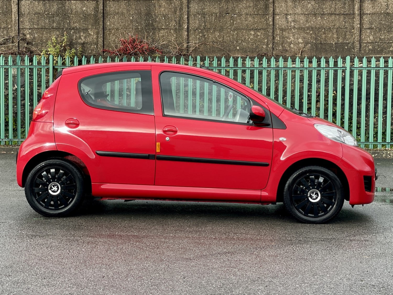 Used Peugeot 107 2010 for sale - 76791519: Photo 8