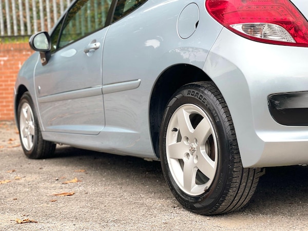 Used Peugeot 207 2011 for sale - 76237114: Photo 13