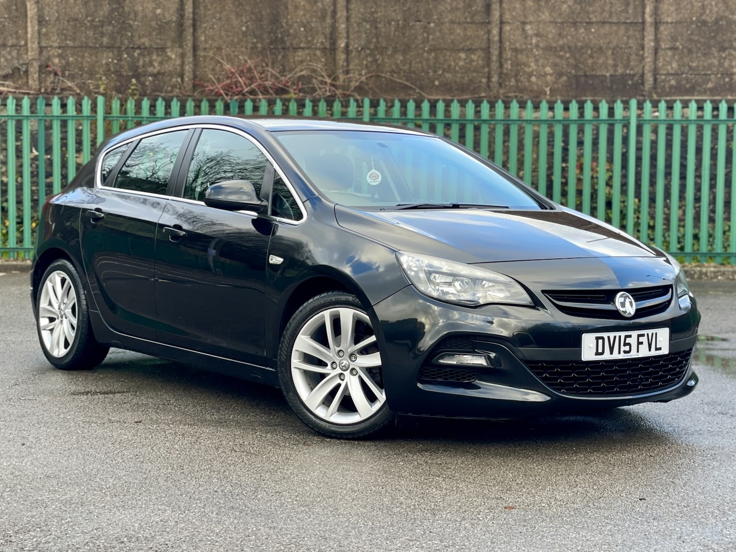 Used Vauxhall Astra 2015 for sale - 76896928: Photo 1