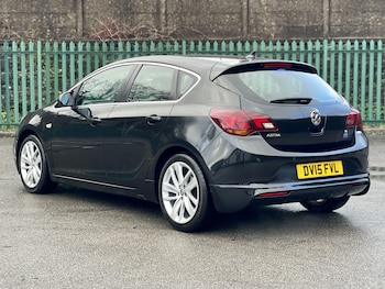 Used Vauxhall Astra 2015 for sale - 76896928: Photo