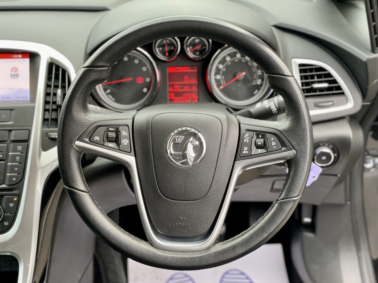 Used Vauxhall Astra 2015 for sale - 76896928: Photo 6