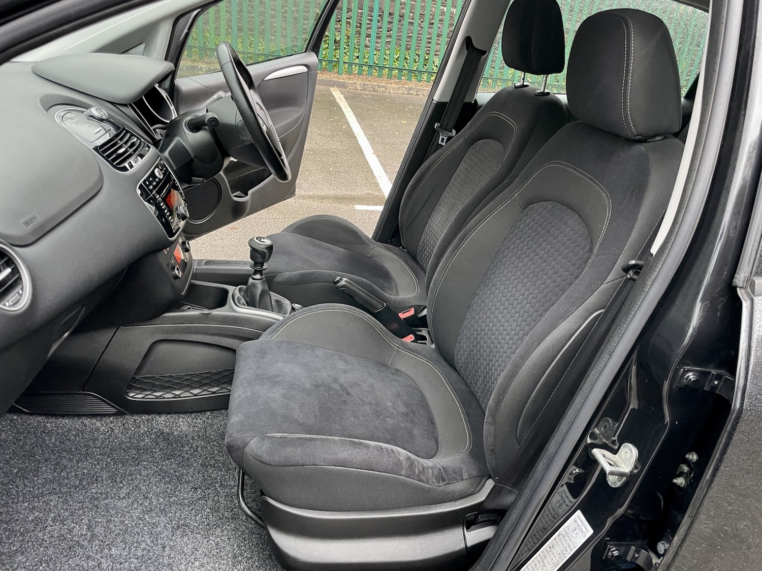 Used Fiat Punto 2017 for sale - 76559998: Photo 6