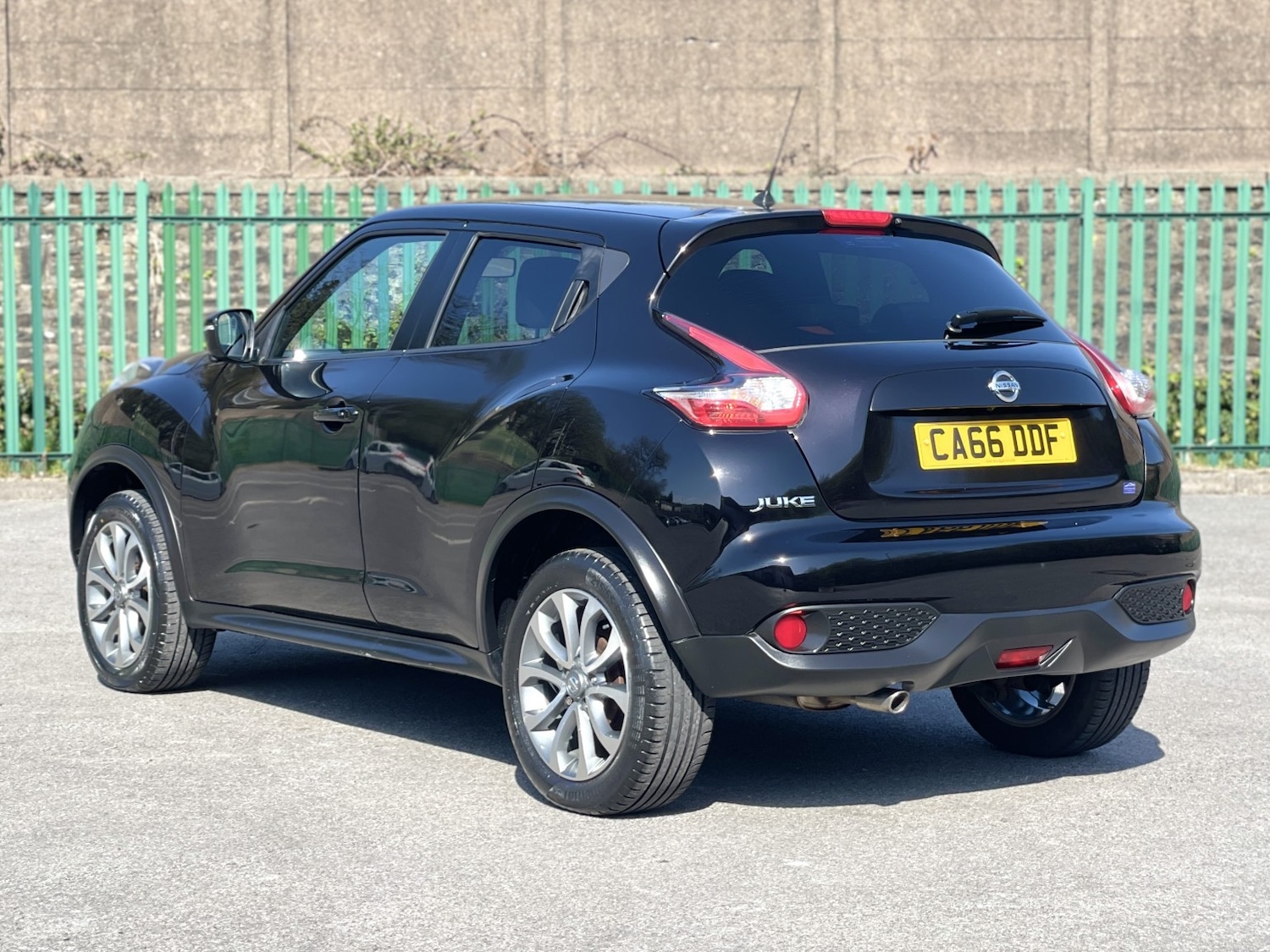 Used Nissan Juke 2016 for sale - 76725620: Photo 2