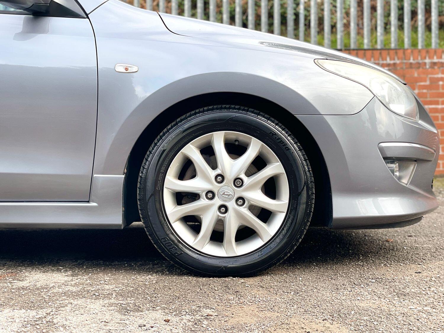 Used Hyundai i30 2011 for sale - 76211833: Photo 12