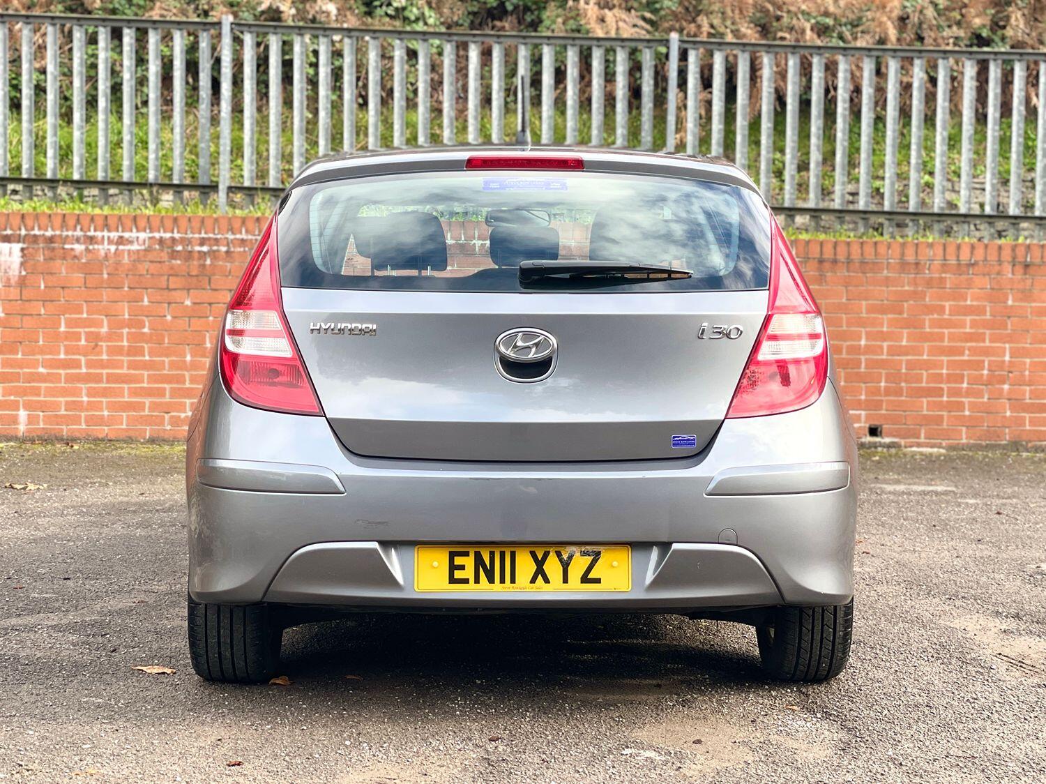 Used Hyundai i30 2011 for sale - 76211833: Photo 13