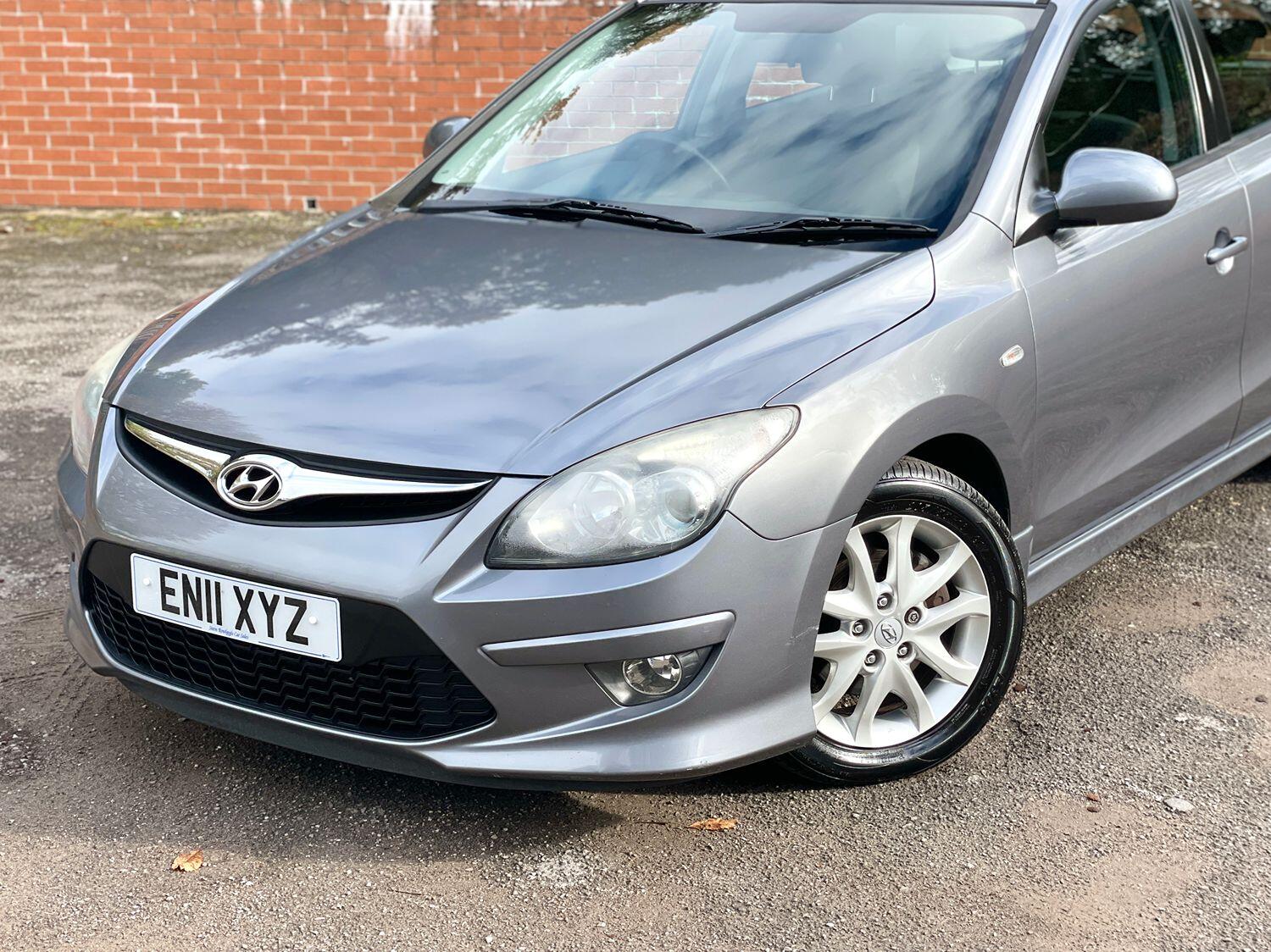 Used Hyundai i30 2011 for sale - 76211833: Photo 14