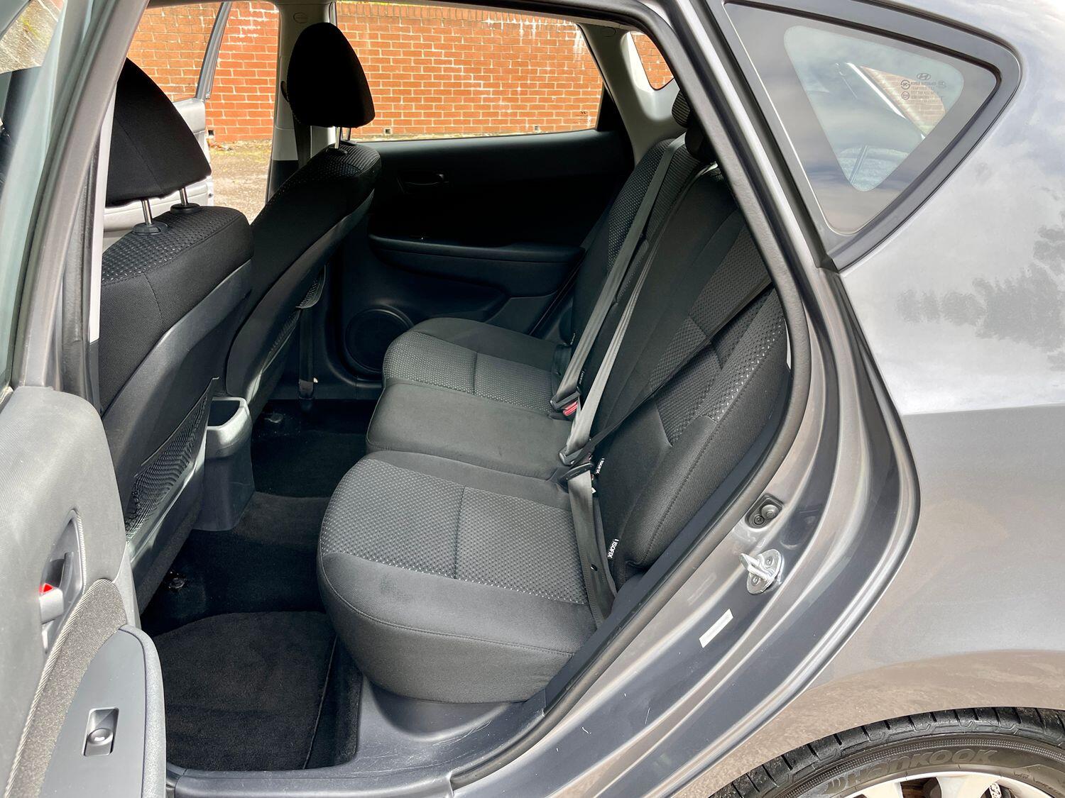 Used Hyundai i30 2011 for sale - 76211833: Photo 19