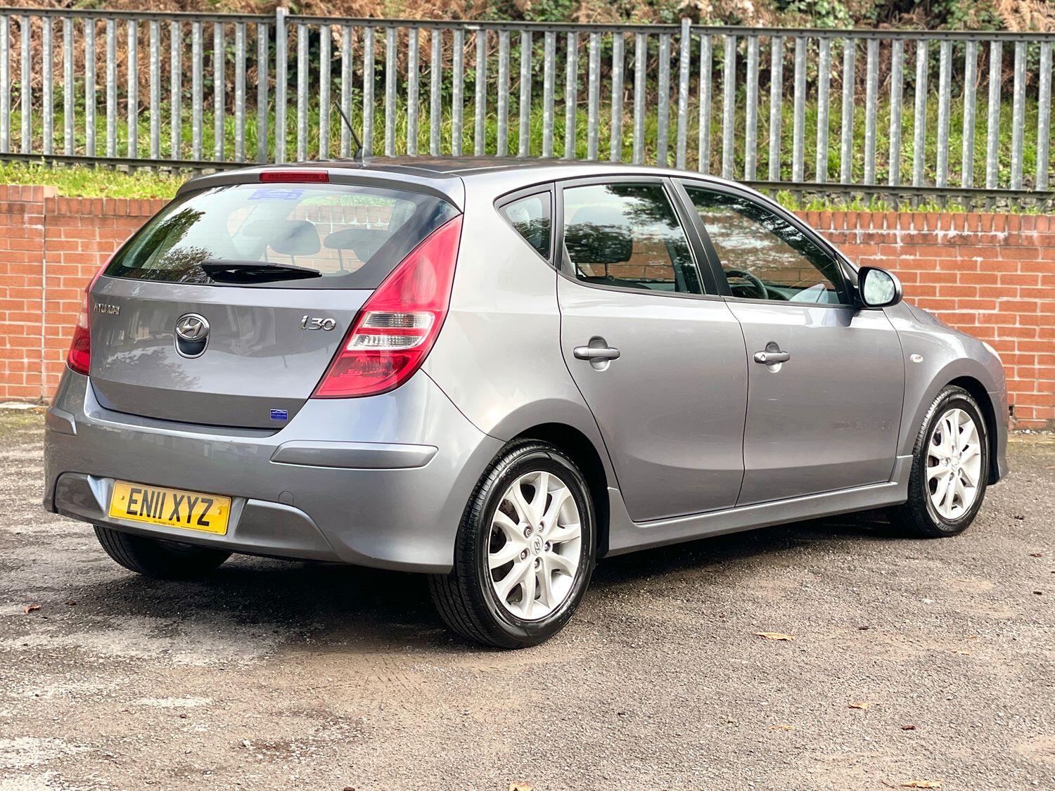 Used Hyundai i30 2011 for sale - 76211833: Photo 4