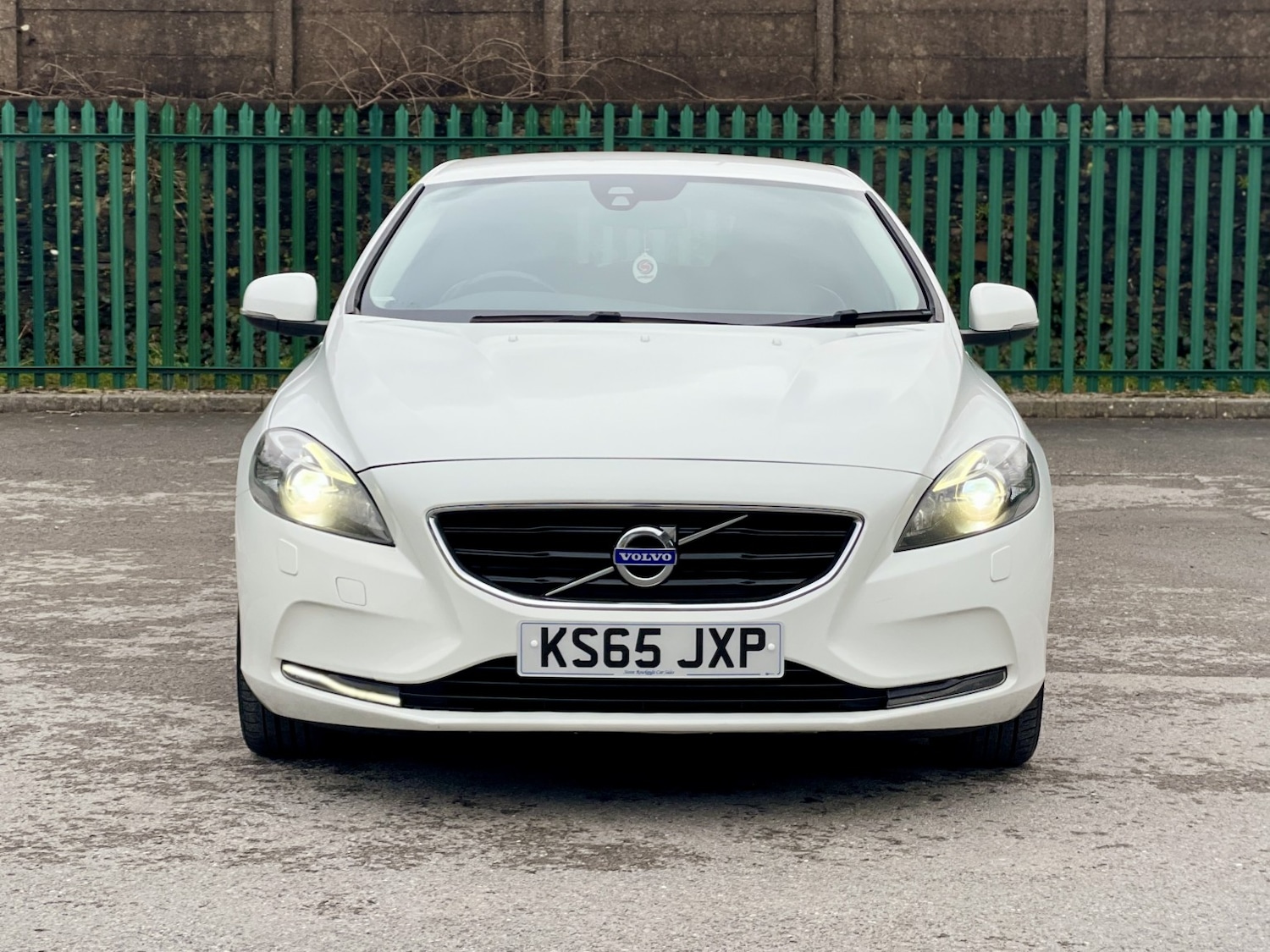 Used Volvo V40 2016 for sale - 77423570: Photo 19
